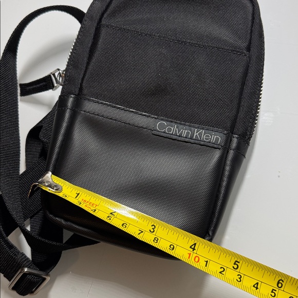 Calvin Klein Black Men's Sling Bag - Picture 6 of 7